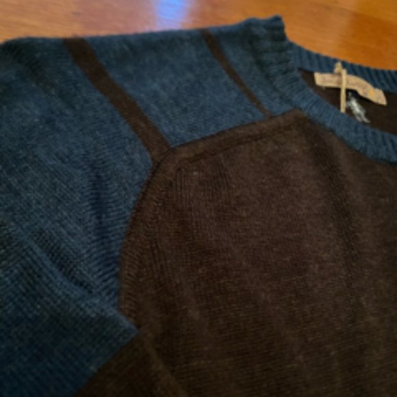 Sweater - Picture 2 of 2